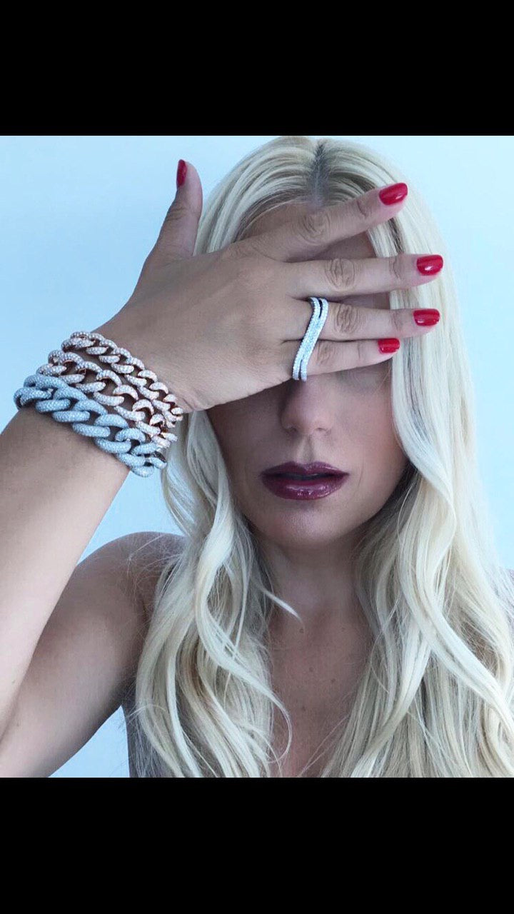 White Gold White Diamond Two Fingers Ring From Line Collection