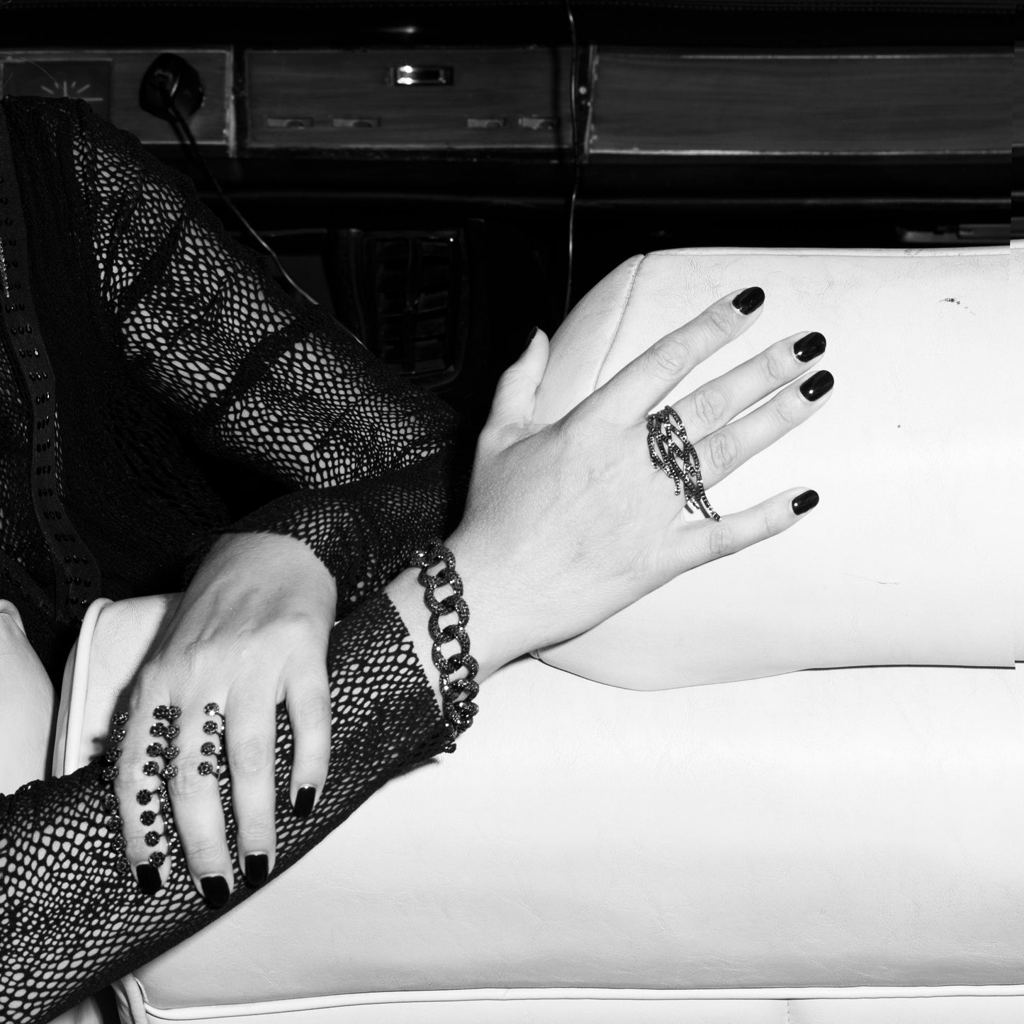 White Gold Black Diamond Two-Fingers Ring