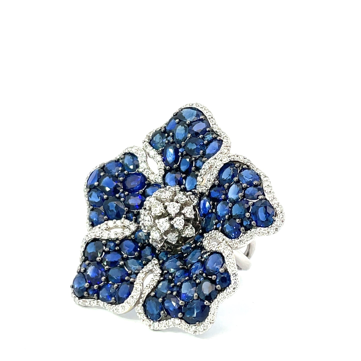 White Gold Blue Sapphire Ring from Flower Collection